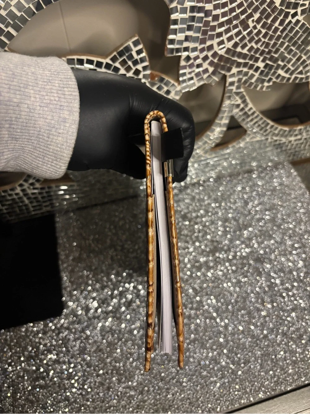 ⭐️Brahmin Toast Croc-Embossed‎ Leather Journal